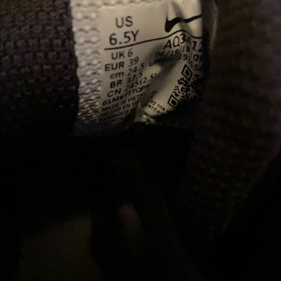 Nike Kyrie flytraps - Picture 5 of 5